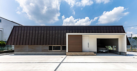 9匹の猫と暮らす（トクラス）家