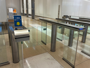 セキュリティゲートのQRコード読み取り部