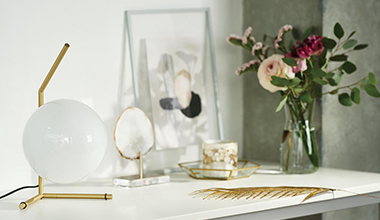 エレガントスタイルのインテリア小物：トクラスのコーディネート例