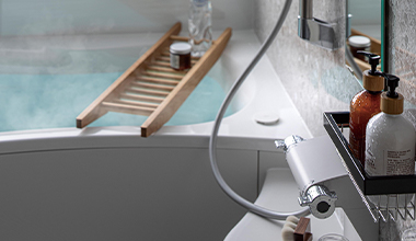 エリソンナチュラルスタイルのバスルーム（お風呂）空間：トクラスのコーディネート例